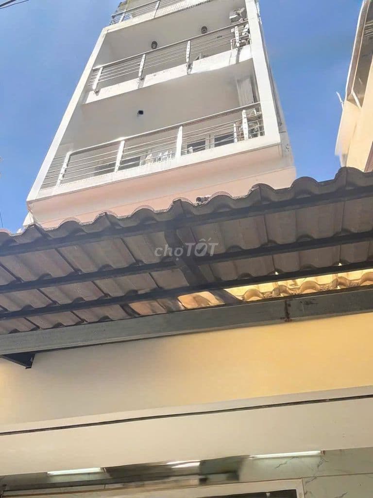 VỊ TRÍ CỰC ĐẸP Q5,CN 50M ĐẤT,CHDV 9 DÒNG TIỀN 600tr/NĂM,NGANG GẦN5M