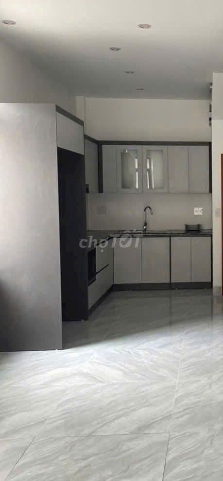 BÁN 3,82 TỶ - NHÀ KẾ HẺM XE HƠI NÉ NHAU THÔNG RA ĐƯỜNG PHAN ĐĂNG LƯU - Ảnh 2