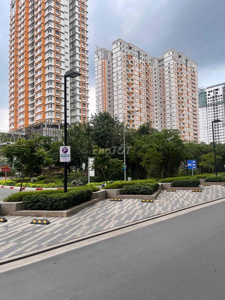 BÁN CĂN 2PN 1WC SẲN SỔ 3 TỶ 350TR TẠI CHUNG CƯ DRAGON HILL (LUÂN)