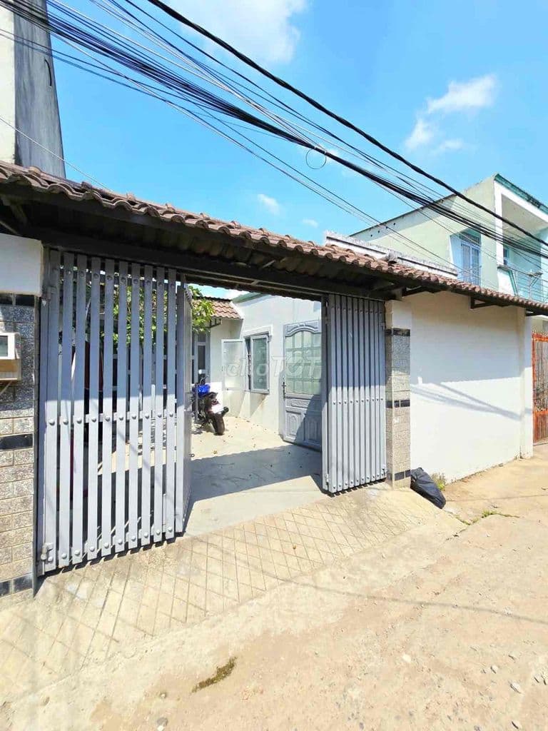 Nhà cấp 4 siêu rộng, 1 xẹc đường Phước Thiện ngay Vinhome , giá thơm