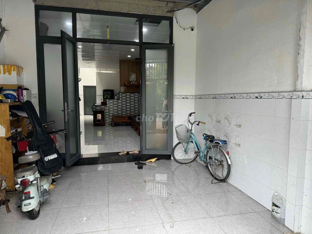 Cần tiền để làm ăn xa,bán nhanh gọn cho anh chị nào thiện chí.