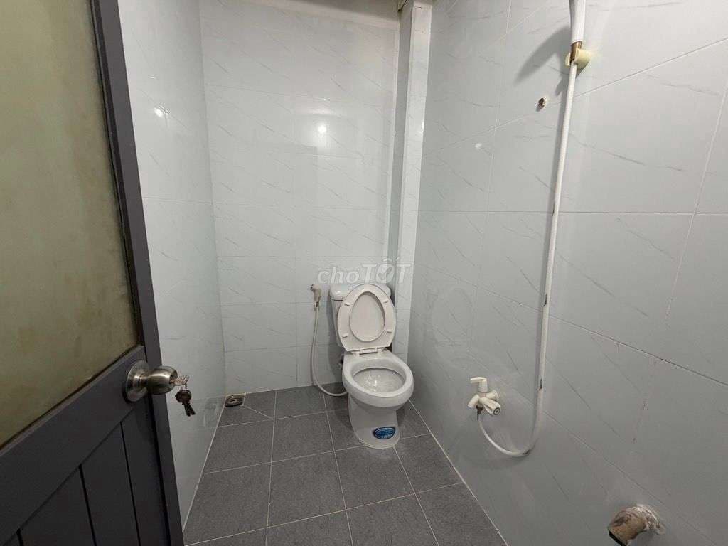 NHÀ 2 TẦNG_SÁT ĐH CÔNG NGHIỆP _BV 175_ ĐẦY ĐỦ CÔNG NĂNG - Ảnh 3