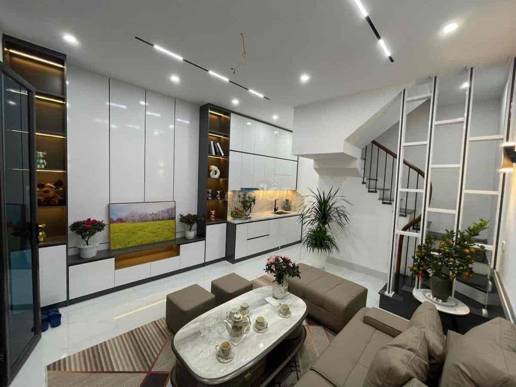 PHÂN LÔ ÔTÔ VÀO NHÀ KINH DOANH BUÔN BÁN ĐỈNH PHỐ TRƯƠNG ĐỊNH Ở NGAY. - Ảnh 3