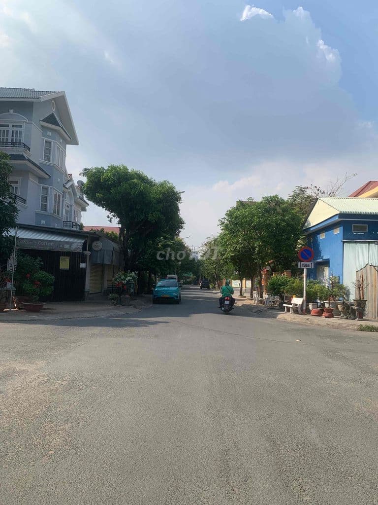 Bán biệt thự KDC Khang Điền,Phước Long B, Quận 9. DT: 160m2/19 ỷ