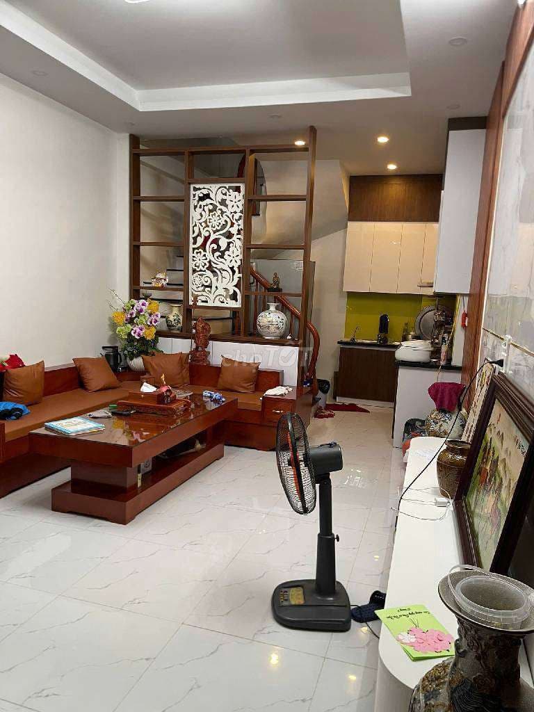 Bán nhà lô góc 5 tầng 35m² tại Lĩnh Nam – ngõ rộng, sổ đỏ chính chủ - Ảnh 2