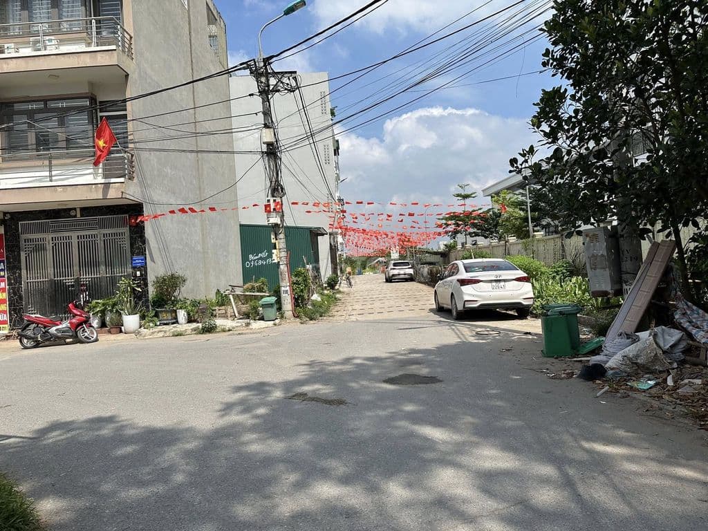 Chính chủ cần bán lô đất đẹp,vuôn vắn, sổ đỏ chính chủ,đầu tư an toàn