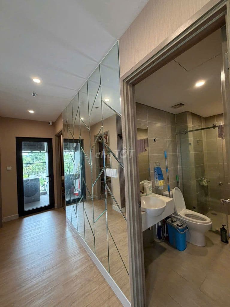 Căn hộ 2pn + 1 ( 2 phòng ngủ 2 wc ) đầy đủ nội thất - Ảnh 2