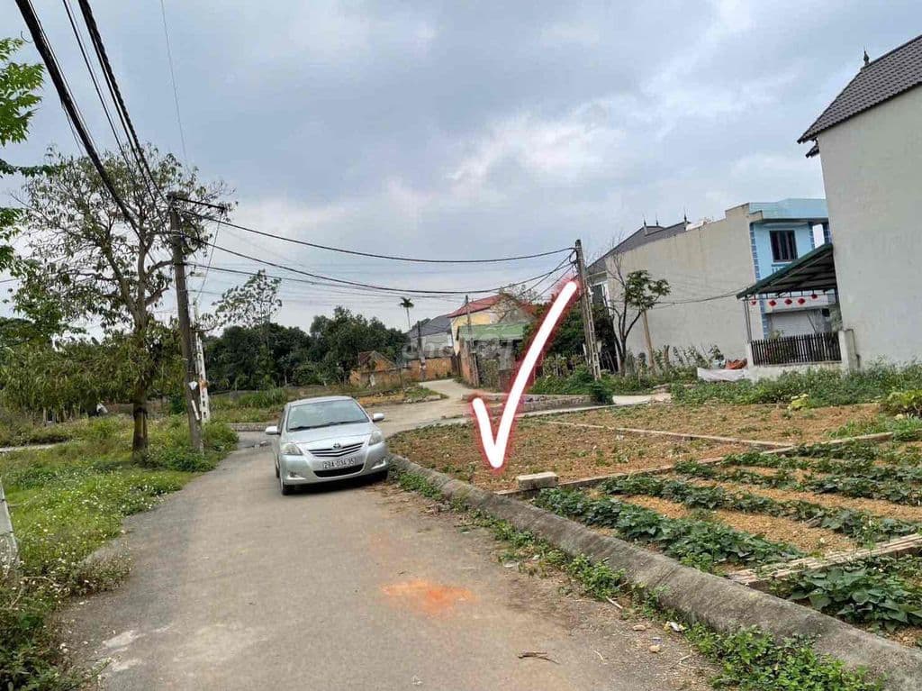 Lô góc 60m đường thông tại Bình Yên chỉ loanh quanh 2 tỷ tí - Ảnh 3