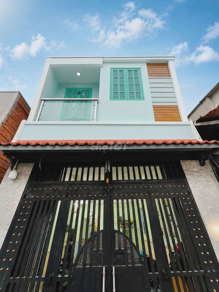 BÁN NHÀ Đ,BÌNH TRỊ ĐÔNG HXH (4m x 12m x 2 TẦNG ) GIÁ : NHỈNH 4TỈ TL