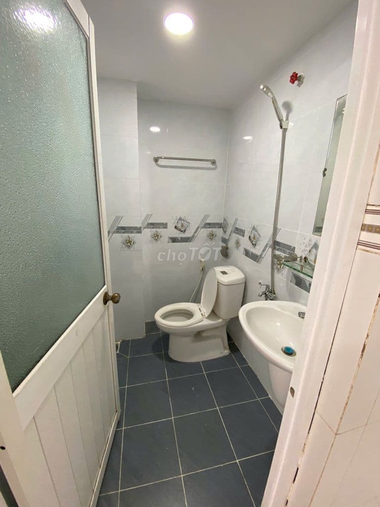 Hẻm gần Văn Cao 3x11, Lửng+1 lau, 3pn, 3.6 tỷ