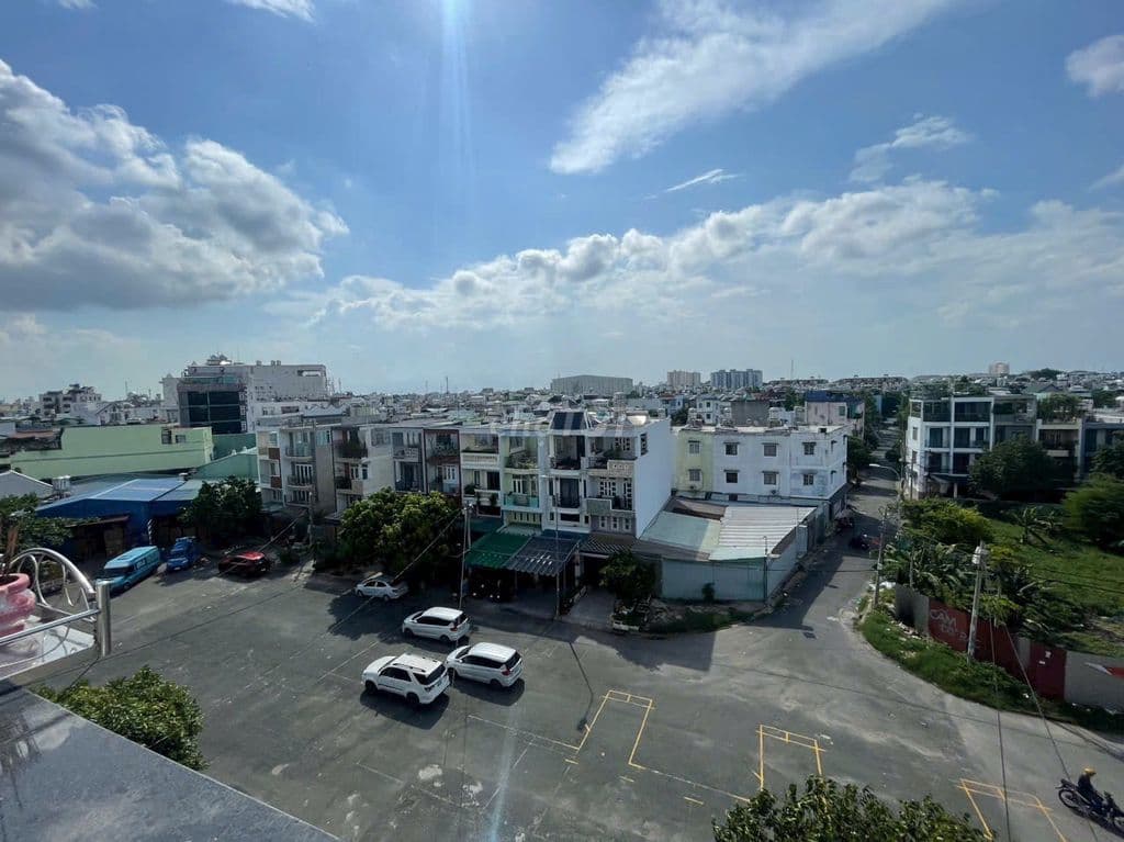 Đất 90m2 KDC An Sương đối diện công viên giá 7ty990tr