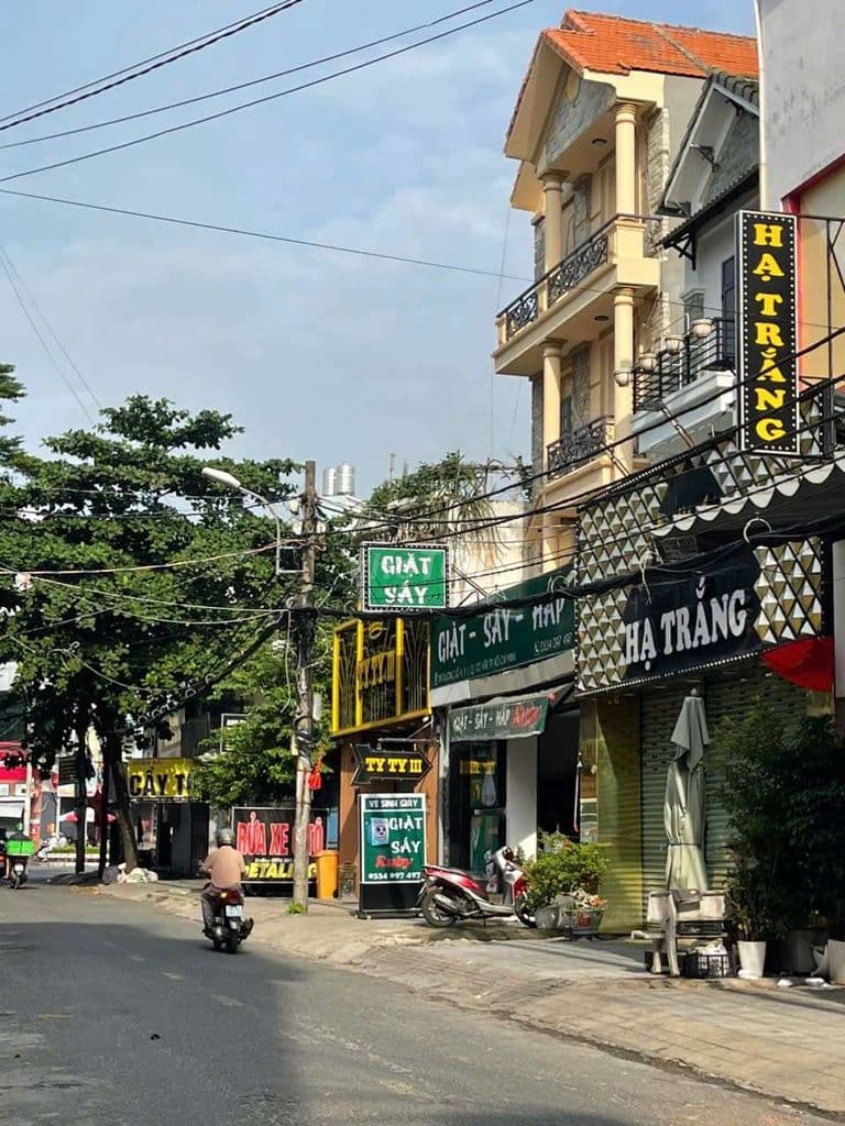 Bán nhà 3 tầng mặt tiền đường số 4, phường 7, gv dt 7x17, 3 tầng - Ảnh 3