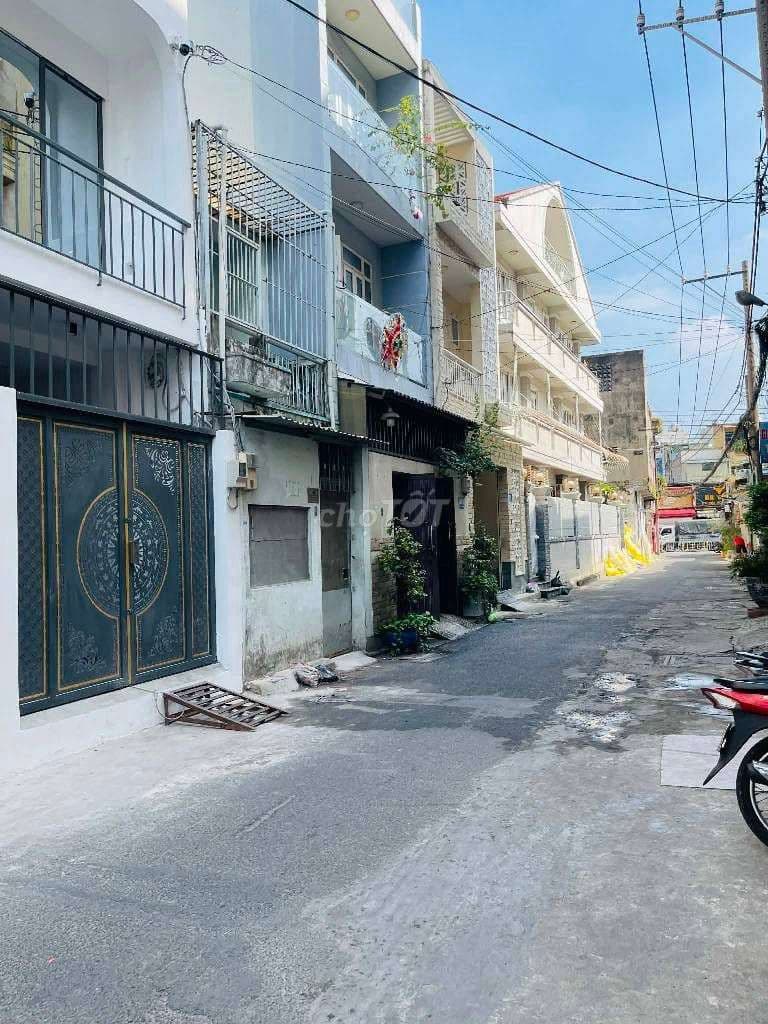 BÁN NHÀ TÂN SƠN NHÌ - 108M2 - NỞ HẬU GẦN 5M - HẺM 8M - GIÁ 11,2 TỶ - Ảnh 2