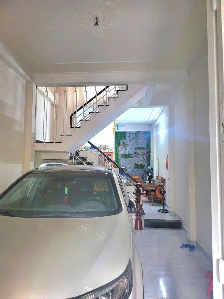 GẤP BÁN NHÀ 4 TẦNG - CẠNH BVĐK THỦ ĐỨC, GẦN METRO - Ảnh 3