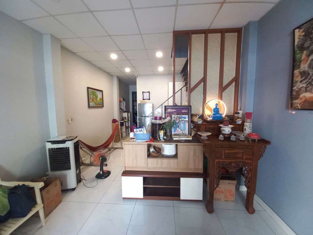 Nguyễn Duy Trinh, hẻm ô tô thông, sát trường học chỉ nhỉnh 4tỷ - Ảnh 2