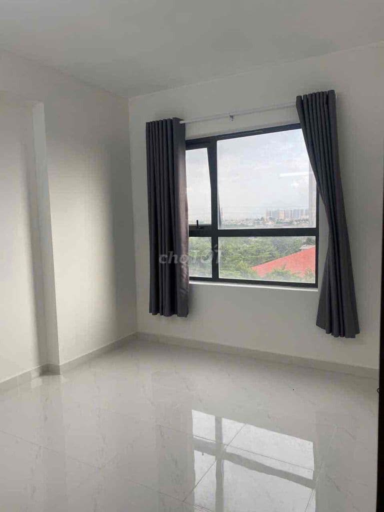 Bán căn Green River 2 PN giá 2,6 tỷ