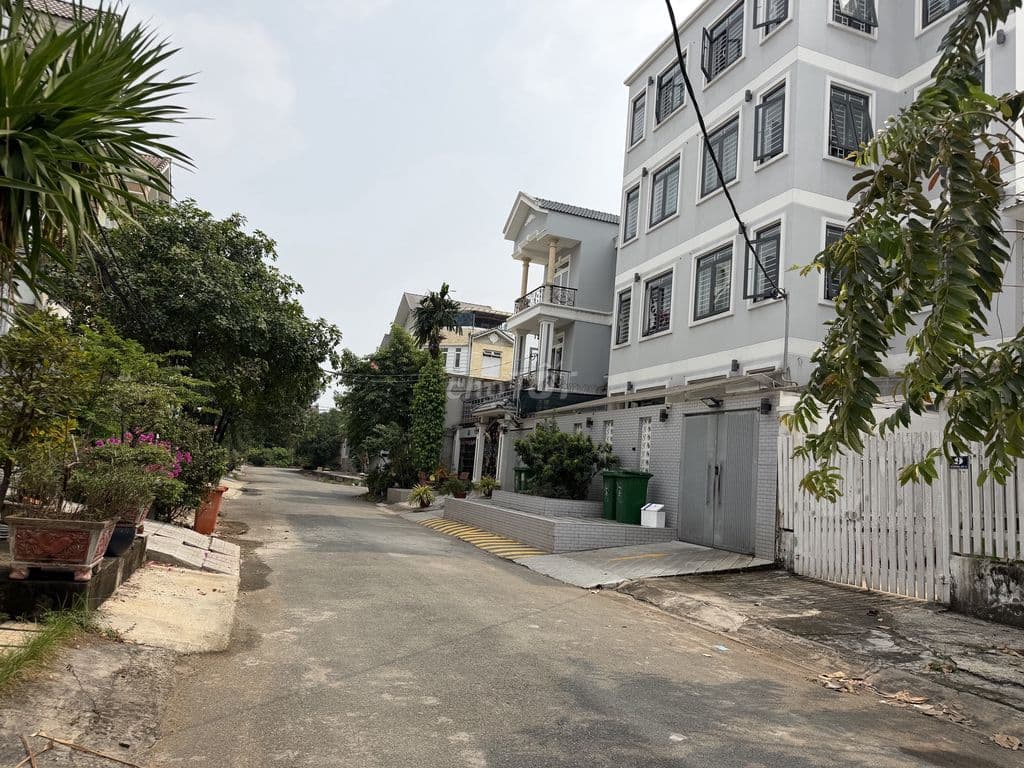 Bán gắp nền biệt thự 7x19,5m KDC Phong Phú 5 - Ảnh 3