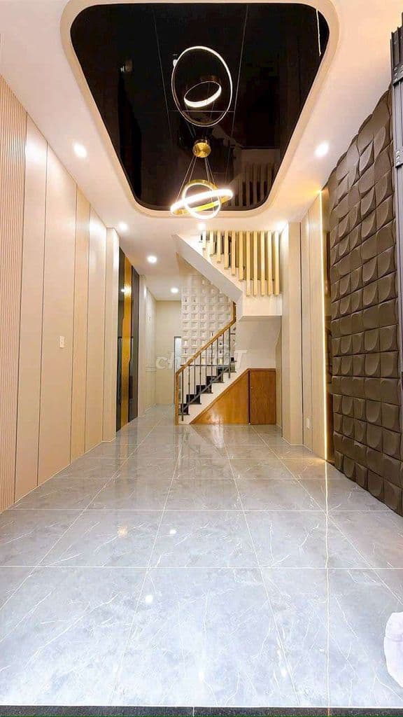 CHỦ GIẢM 300TR CÒN 5,2 TỶ ( QUẬN 4 ) - Ảnh 2