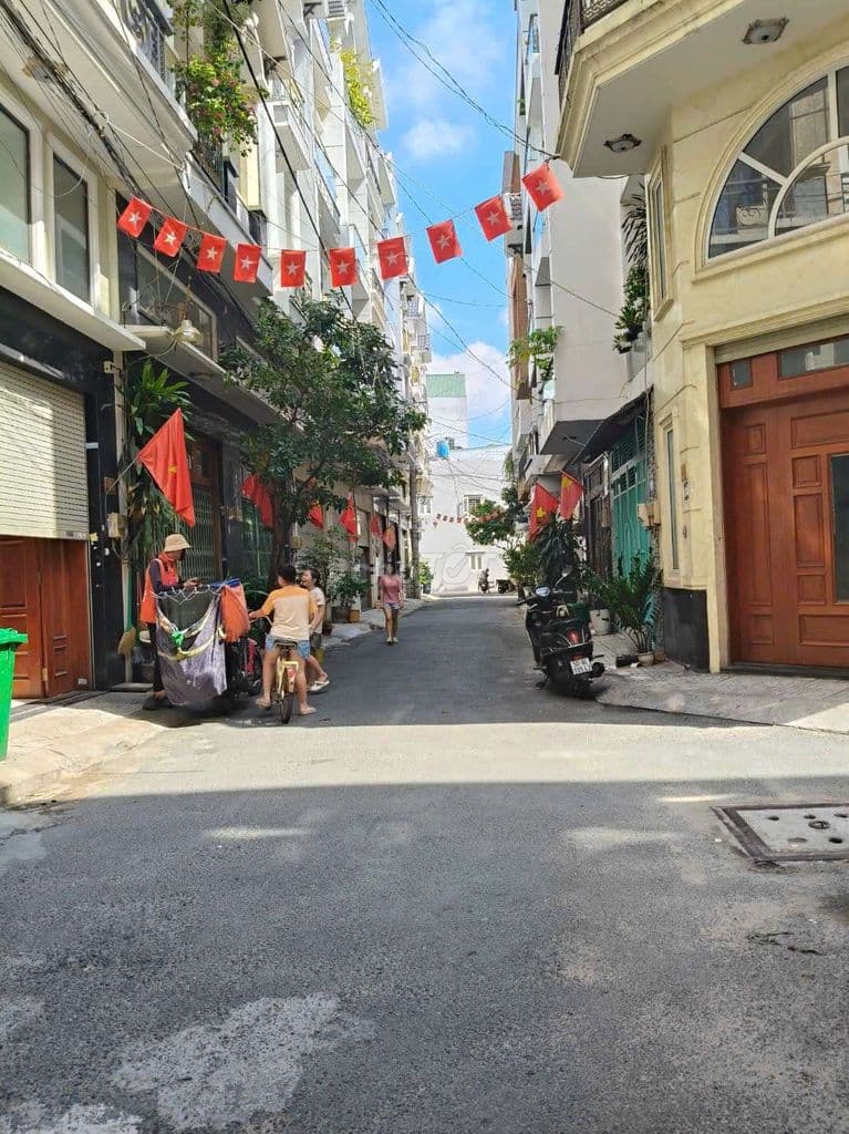 nhà 5tầng p15,tbinh :8.4ty tl - Ảnh 2