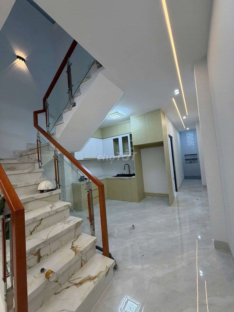siêu phẩm MT buôn bán sầm uất trung tâm