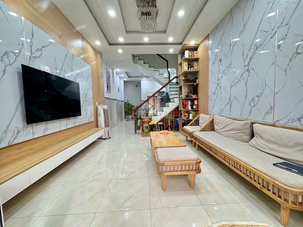 cần bán nhà hẻm xe hơi thông gần chợ Tam hà nhà thờ Nguyễn duy khang