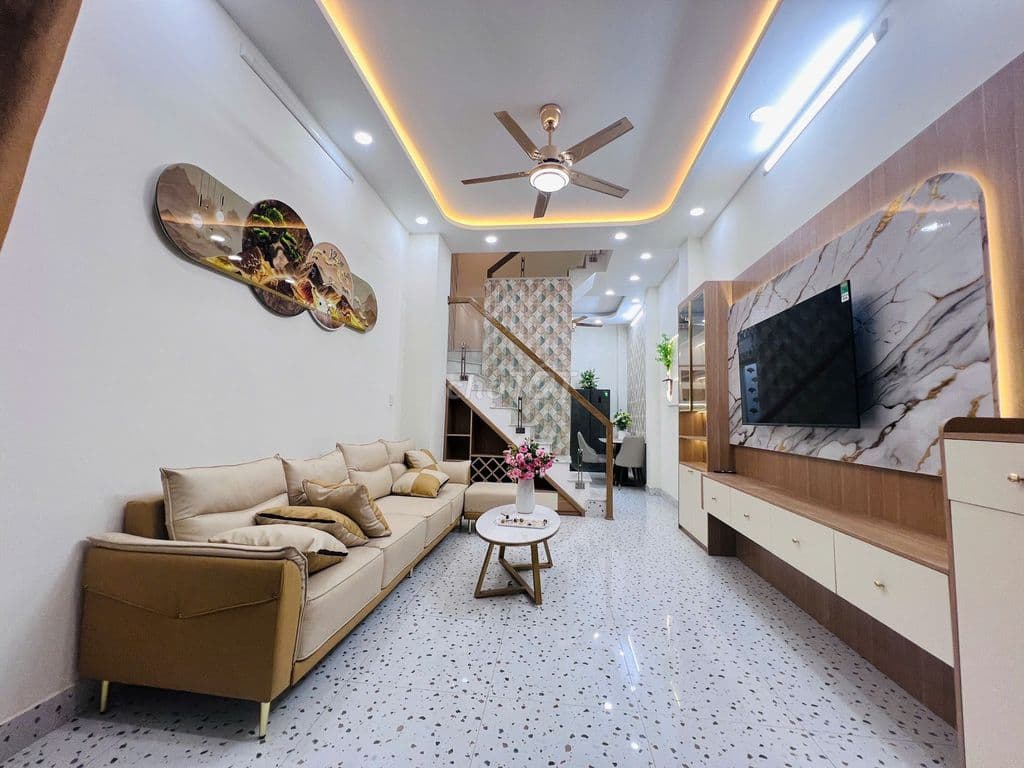 Nhà Gò vấp 4 PN, sân thượng trước sau -Full Nội Thất - Hẻm 4M - Ảnh 2