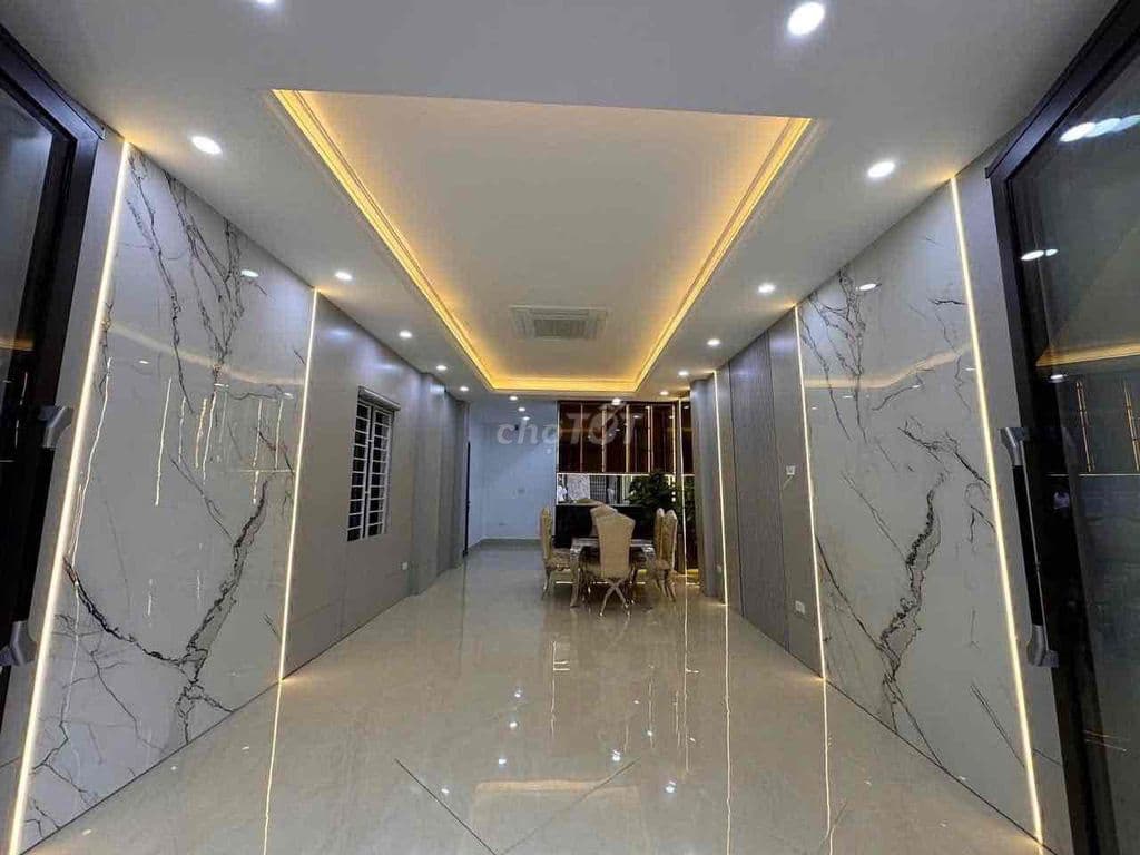 Ô tô đỗ cửa Minh Khai, thang máy, ngõ nông rộng, nhà mới tinh, 50m*6T