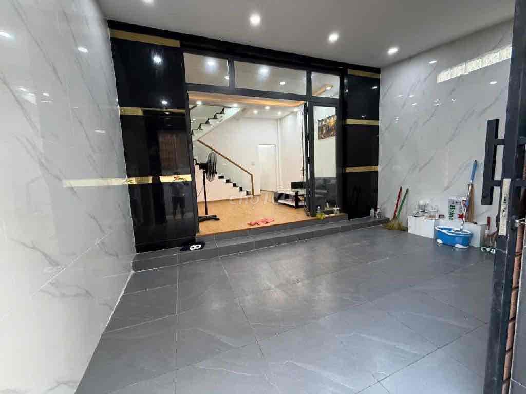 Chính chủ bán gấp nhà Tỉnh Lộ 10, Bình Tân, 110m2, 4Pn, Nhỉnh 5 Tỷ - Ảnh 2
