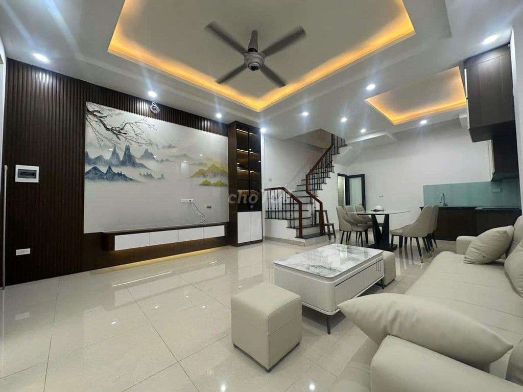 CẦN BÁN NHÀ GẦN TIME CITY