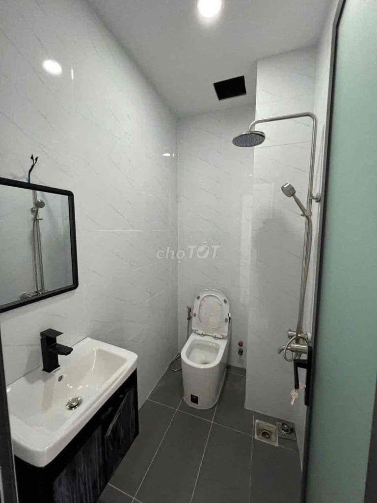 nhà mới . nhà hẻm thẳng . hẻm thông . khu đồng bộ dân trí cao - Ảnh 3