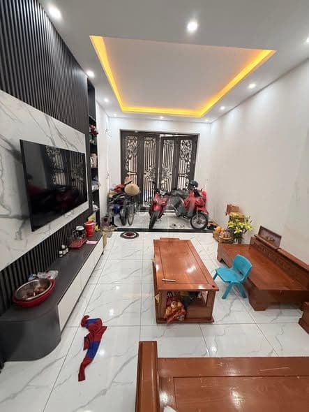 bán nhà 50m² Thanh Trì Ô Tô Vào Nhà - Ảnh 3