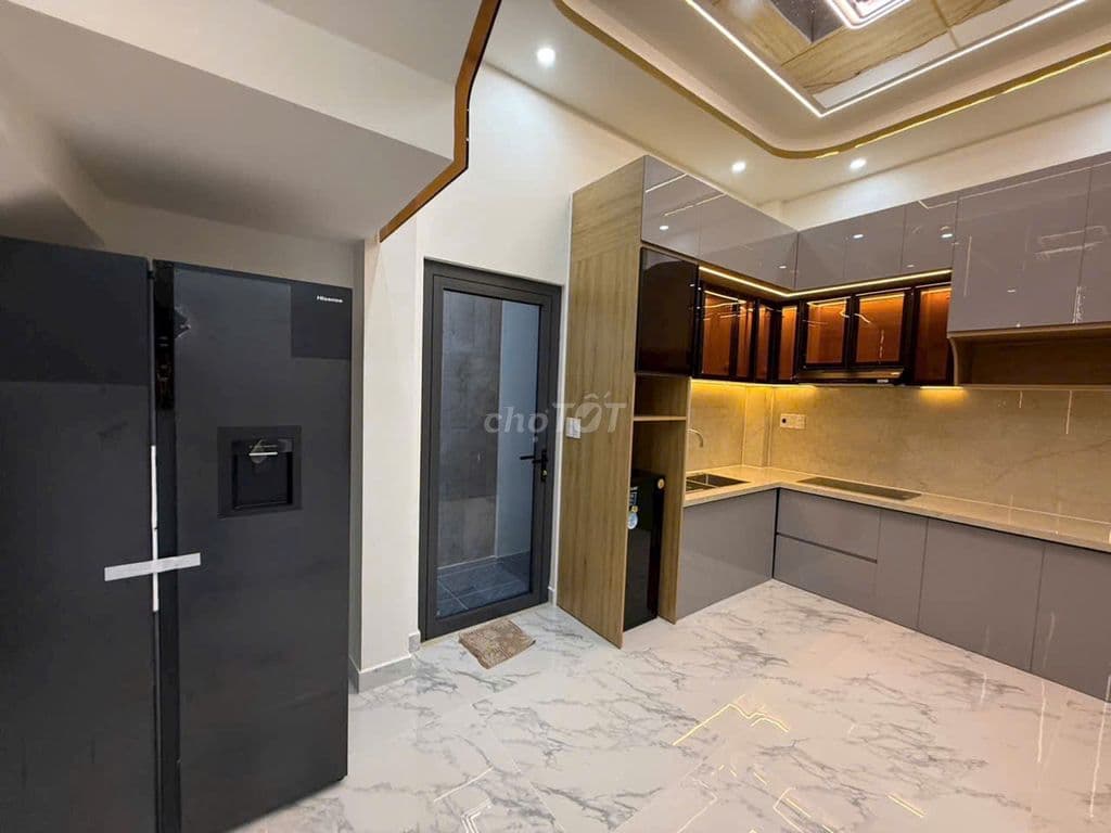 Bán Siêu Phẩm Căn Góc - Ngang 7.3m - 180m2 Sử Dụng - Full Nội Thất
