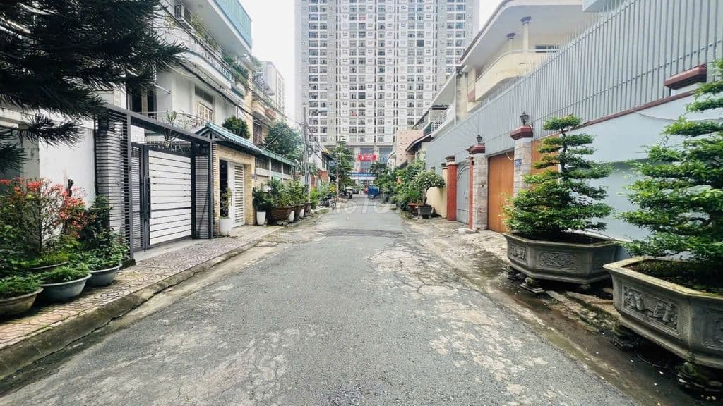 BIỆT THỰ NGUYỄN XÍ, P.26, BÌNH THẠNH – ĐỐI DIỆN Richmond City - Ảnh 2