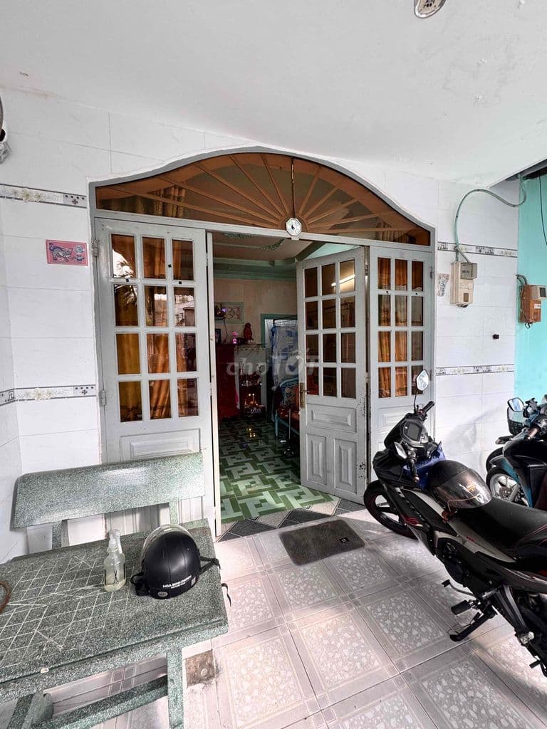 ban nhà cach to ky 150m phuinh trung my tay - Ảnh 2