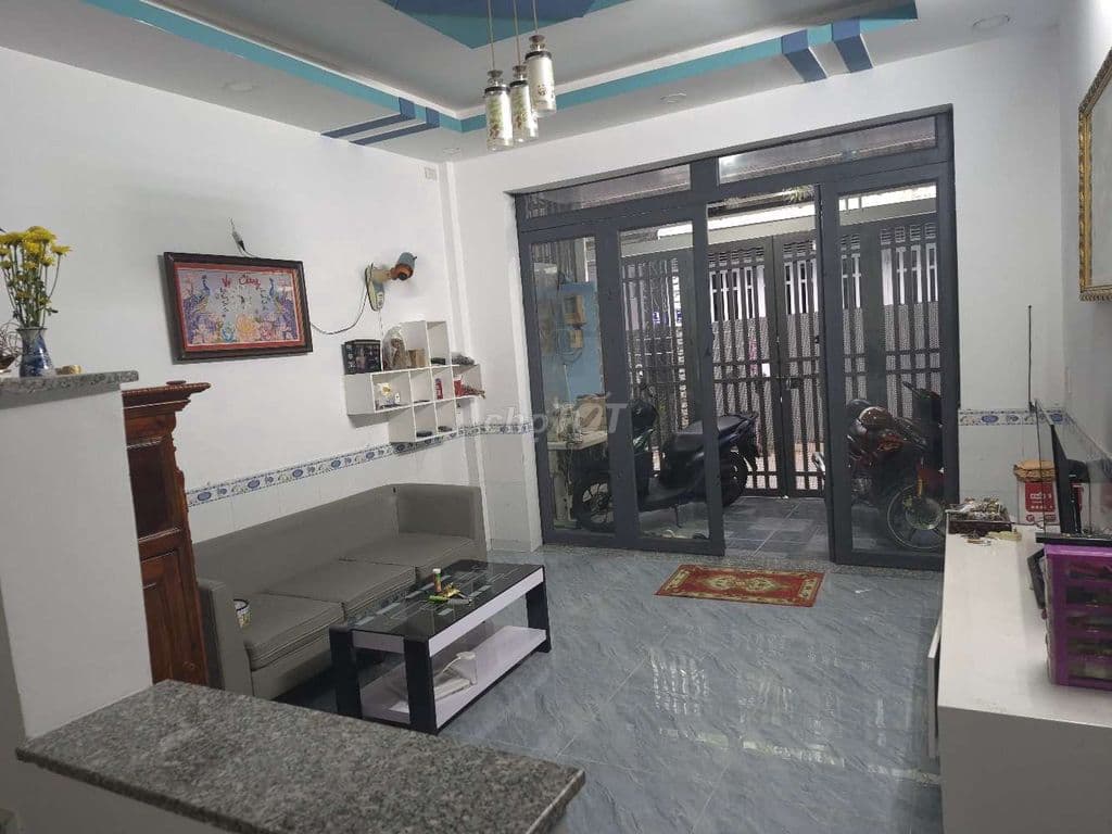 Em chính chủ cần bán nhà để chuyển về Bắc ở