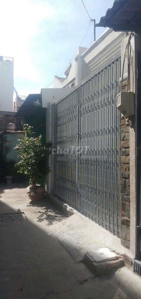 Nhà 4.25 x14.5, cn 57m2 - Ảnh 2