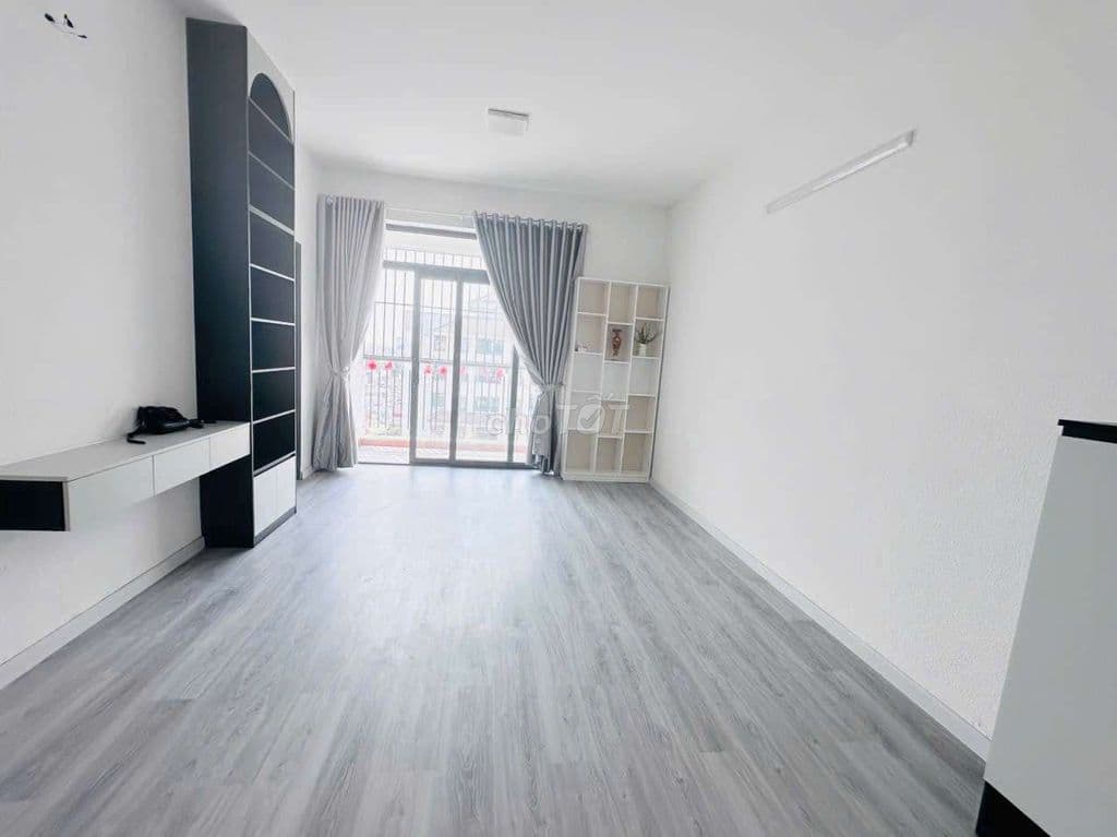 Bán căn góc Chung cư 312 Lạc Long Quân Phường 5 Quận 11. 67m2 2 PN - Ảnh 2