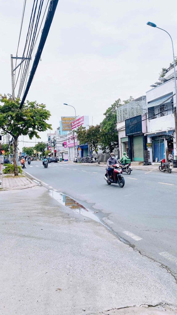 HÀNG HIẾM KHA VẠN CÂN | 75M2 - 2 TẦNG | 2 MẶT THOÁNG | VF3 NGỦ SÂN
