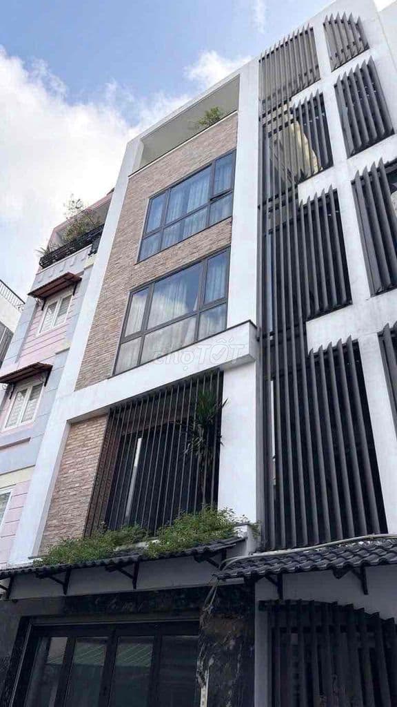 CHỈ 13TY990. BIỆT THỰ PHU NHUẬN. HOÀNG VĂN THỤ