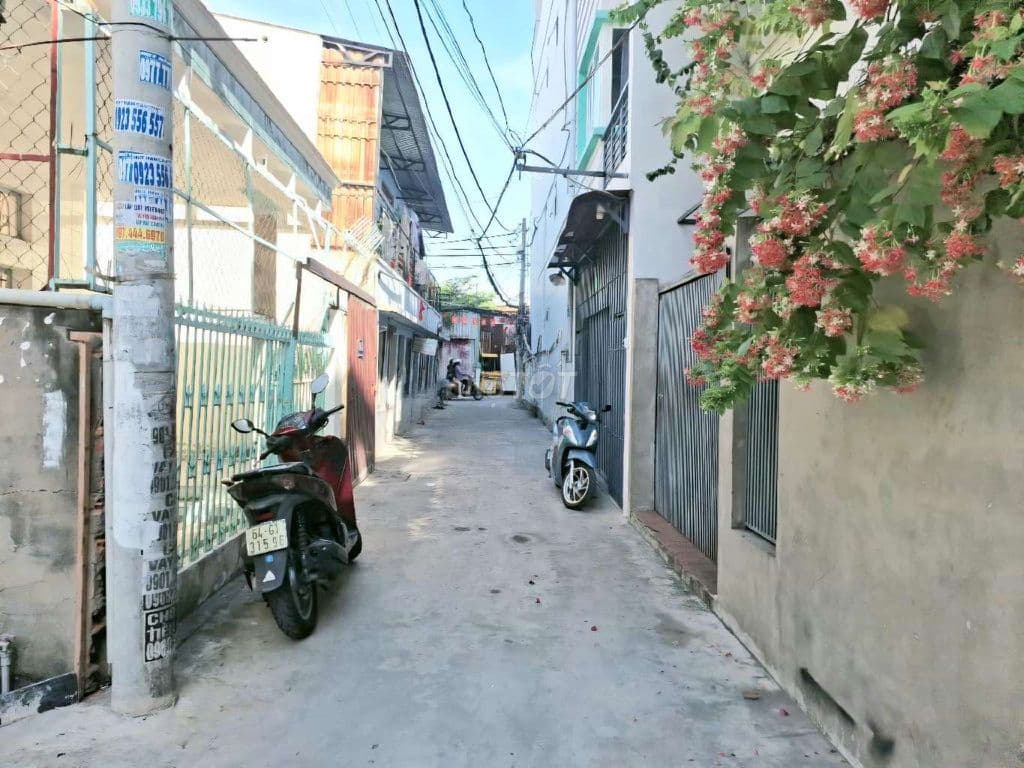 BÁN NHÀ C4 HXH THÔNG – 115M² – NỞ HẬU TÀI LỘC – GIÁ TỐT QUẬN 7