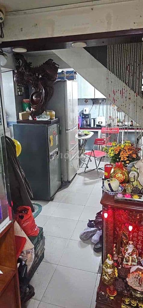 mua nhà lớn 41 met tăng thêm nhà nhỏ 8 met kế bên - Ảnh 2