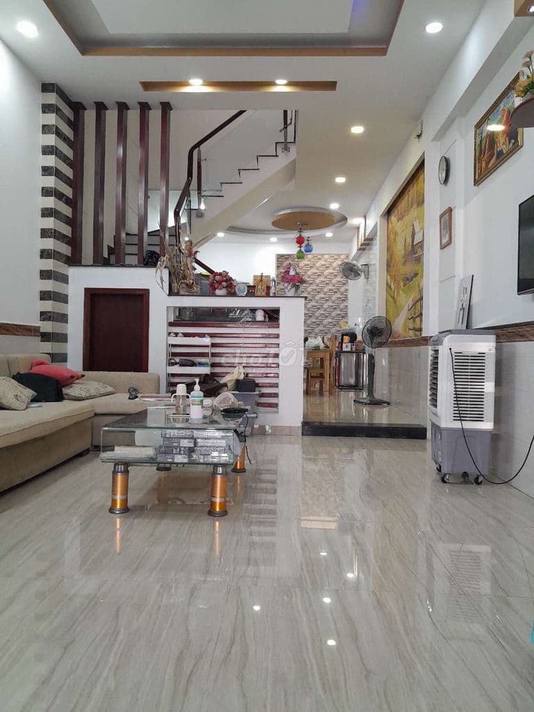 Nhà đẹp 4 x 20 , 3 tấm , Hẻm xe hơi - Gò vấp