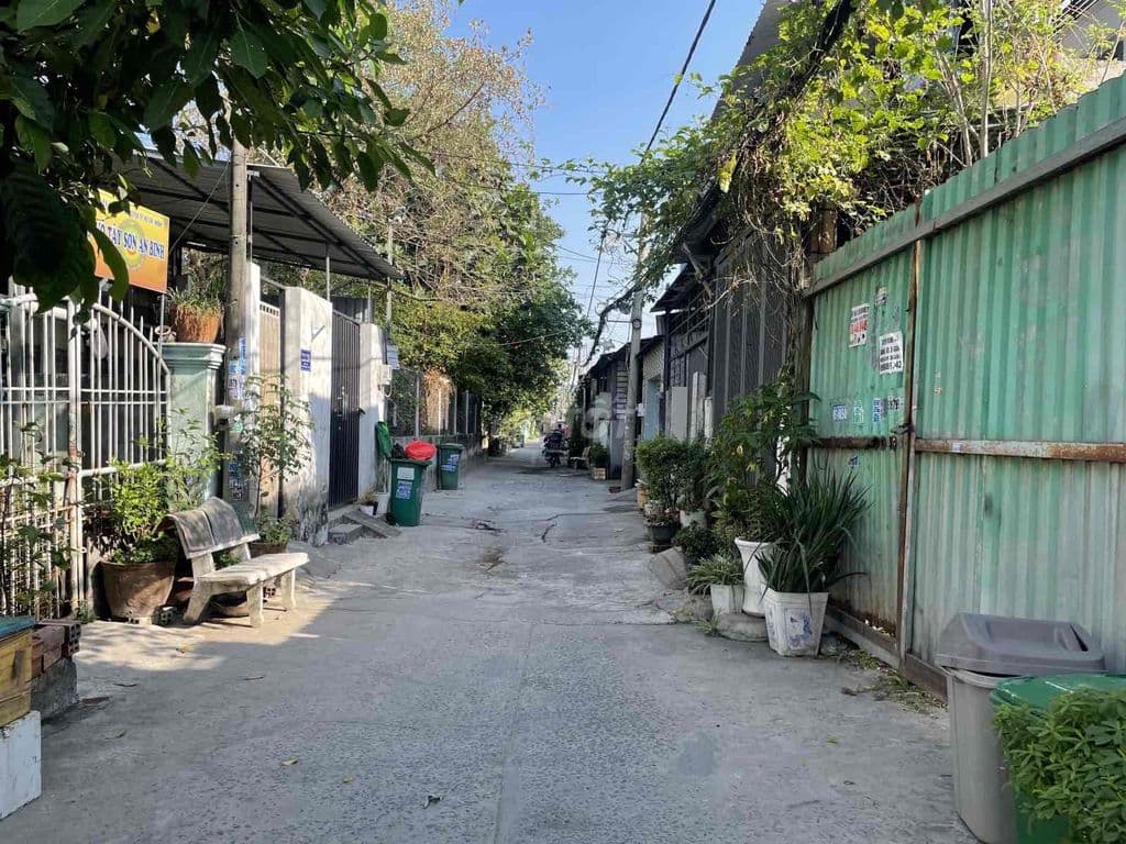 ĐẤT HIỆP BÌNH CHÁNH - SÁT PHẠM VĂN ĐỒNG 89M ( 4 X 22) - KHÔNG QUY HOẠC