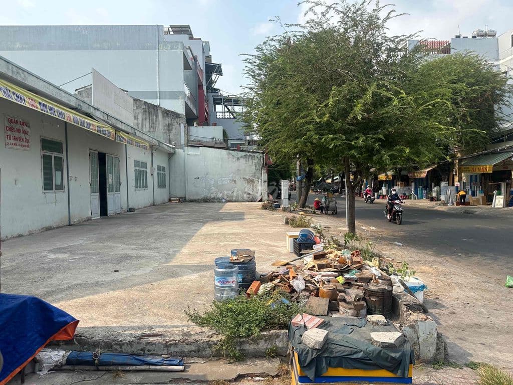 bán nhà mặt tiền - Ảnh 3