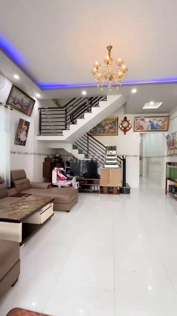Chính chủ bán nhà Q8 – 1.3tỷ – hẻm xe hơi – sổ riêng