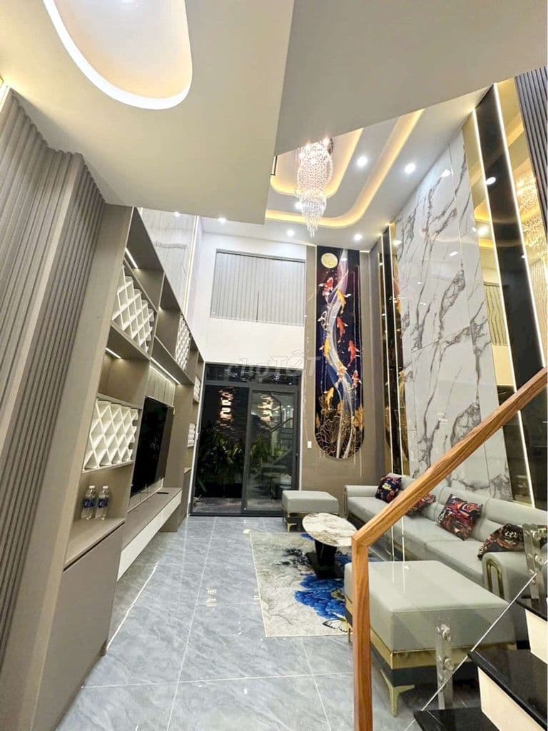 Bán nhà phố cao tầng, Thạnh Lộc 19 sát ngã tư ga - Ảnh 3