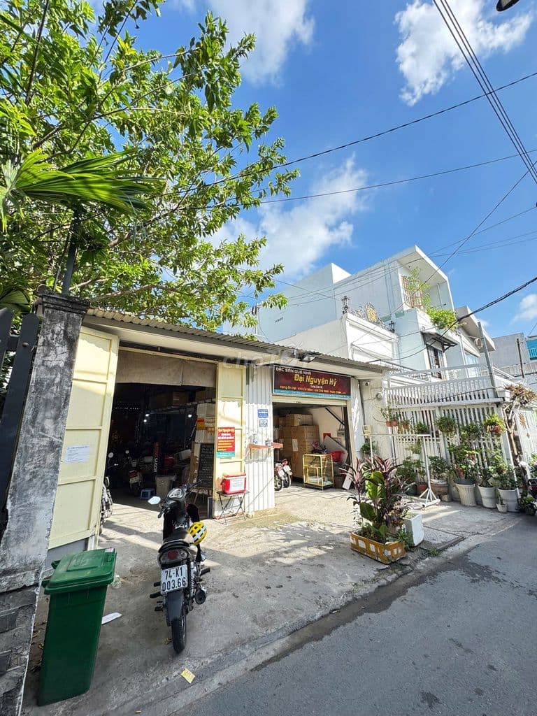 Bán 296m2 đất đường số 38 Hiêp Bình Chánh Thủ Đức - Giá 18 tỷ