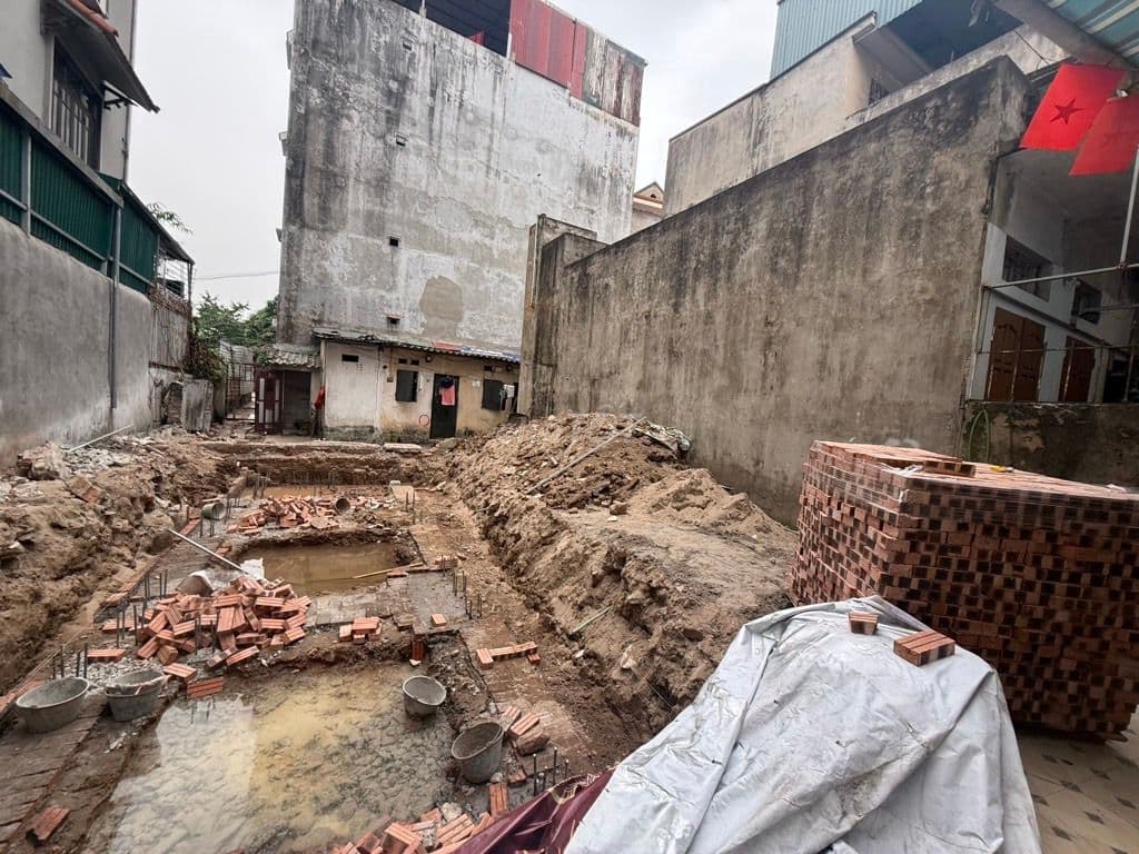 H.iếm phố Ngọc Thuy (trong đê) đất 33m2, 5.5 tỷ gần cầu Chương Dương - Ảnh 2