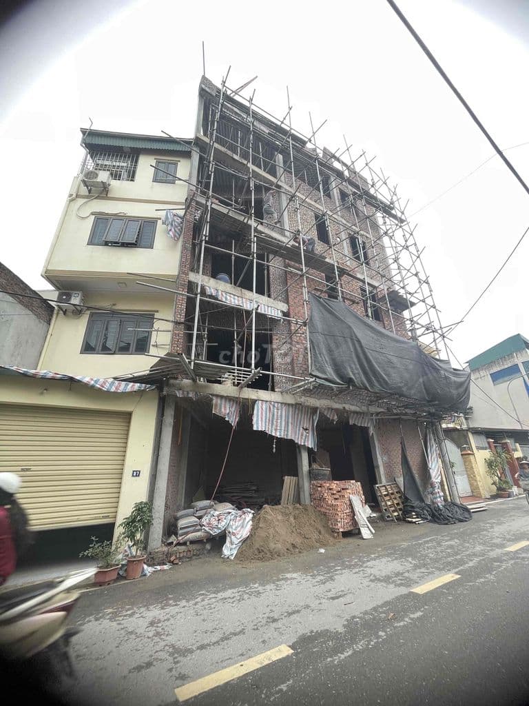 CẦN TIỀN BÁN GẤP NHÀ MẶT PHỐ OTO THANG MÁY KINH DOANH NGAY CHỢ 9.2 TY