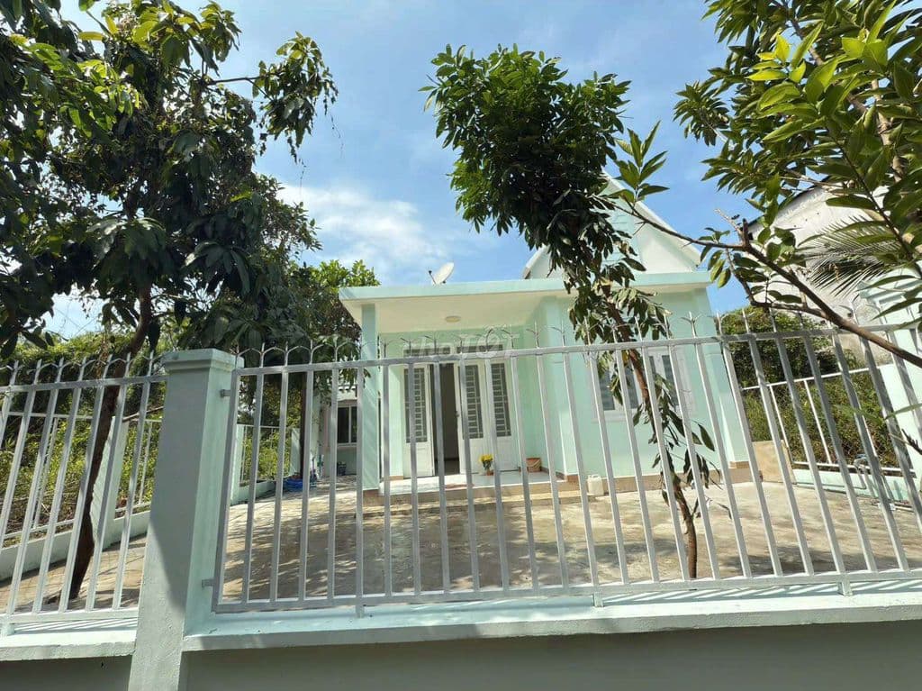 bán 127,8m đất thổ cư có nhà như hình, hẻm xe hơi, giá 2,2 tỷ